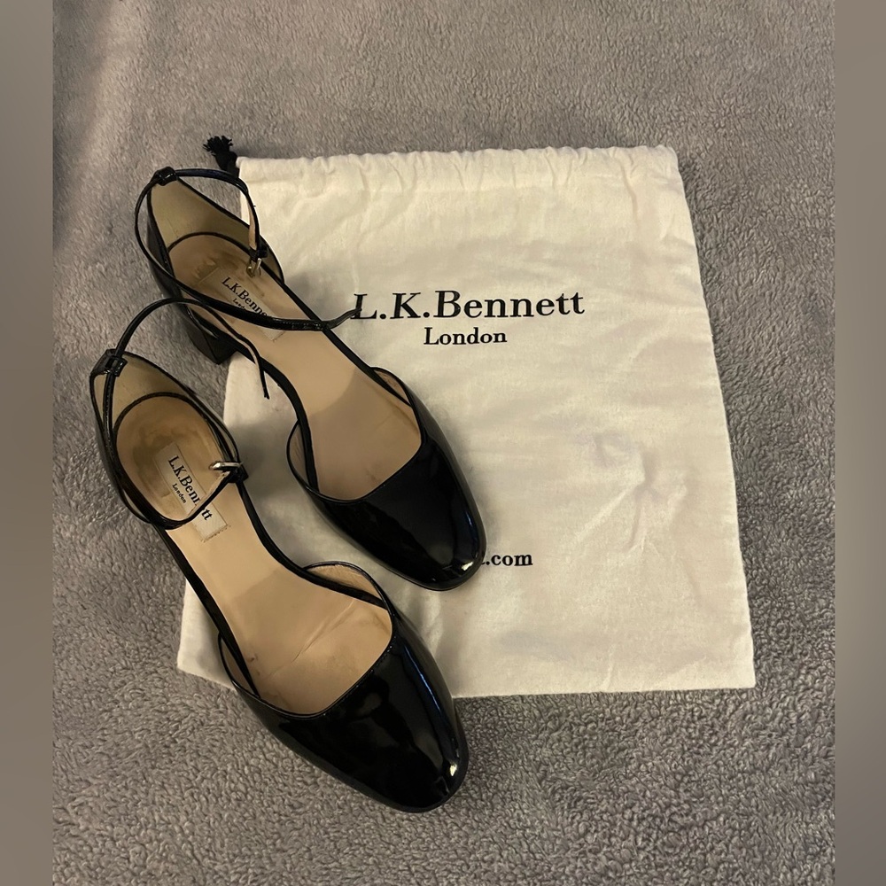 LK BENNETT ANKLE-STRAP SHOES